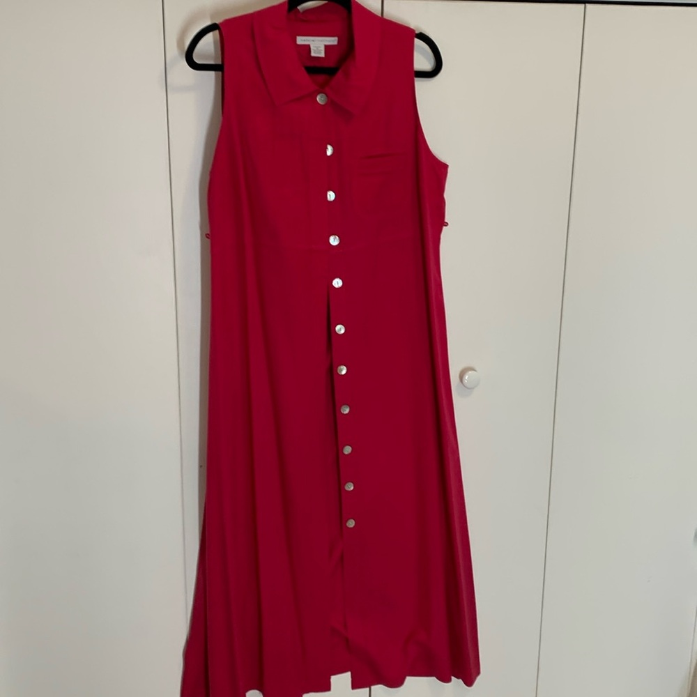 Women’s sleeveless dress